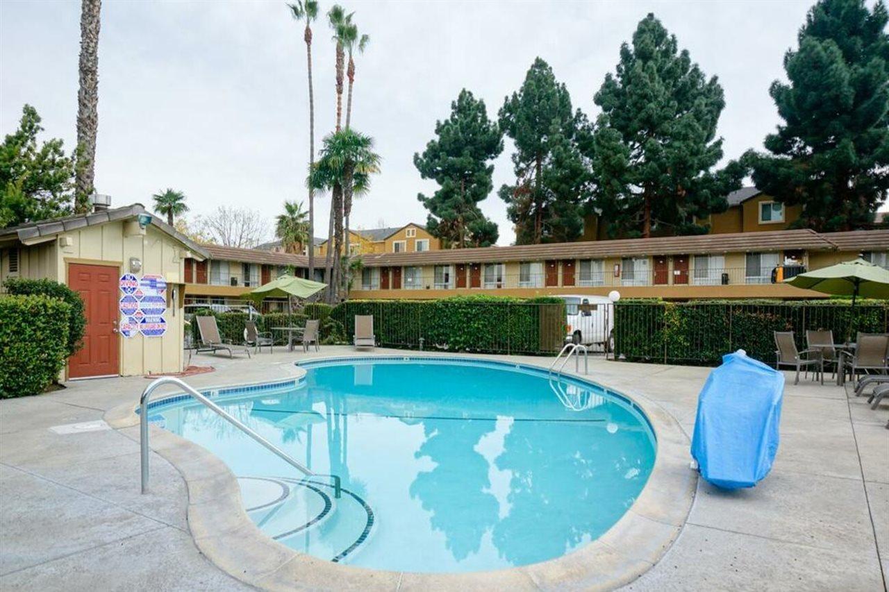 Rodeway Inn Santa Clara Bagian luar foto