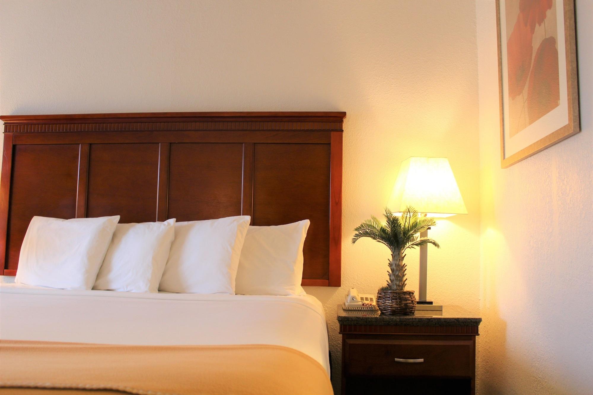 Rodeway Inn Santa Clara Bagian luar foto